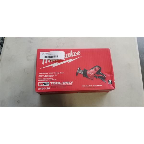MILWAUKEE HACKZAL M12 RECIP SAW - WORKING