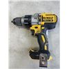 Image 3 : 2 DEWALT DRILLS - WORKING, NO BATTERIES