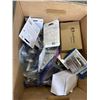 Image 4 : BOX OF NEW DOOR KNOB SETS INCLUDING WEISER