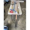 Image 1 : BUNDLE OF GARDEN TOOLS