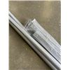 Image 3 : NEW 3 COMMERCIAL GRADE SQUEEZE 52" HANDLE WITH 28" BLADE RETAIL $99