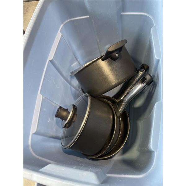 TOTE OF POTS AND FRYING PANS
