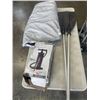Image 1 : INFLATABLE RAFT, OARS AND INTEX PUMP