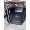 Image 3 : 2 SMALL PET CARRIERS