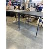 Image 6 : 2 FOLDING CARD TABLES AND 3 FOLDING CHAIRS
