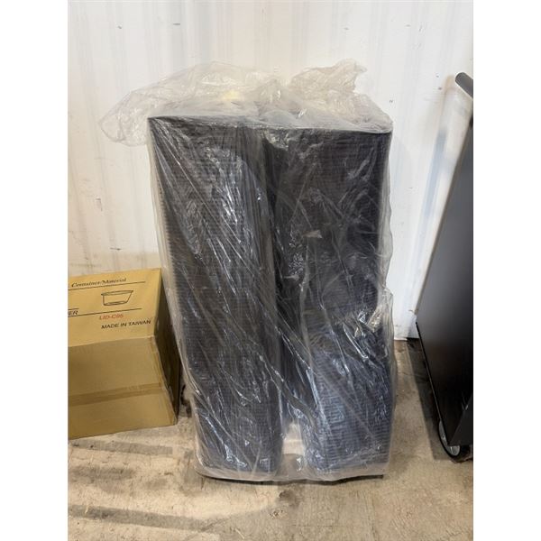 LARGE LOT OF BLACK HINGED TAKE OUT CONTAINERS