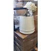 Image 5 : PALLET OF ESTATE STORAGE LOCKER  ITEMS