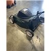 Image 5 : YARDWORKS ELECTRIC LAWNMOWER, WORKING