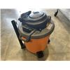 Image 3 : RIDGID 16 GALLON, 5HP SHOP VAC WITH HOSE AND ACCESSORIES, WORKING