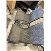 Image 4 : 4 STACKING PATIO SLING CHAIRS