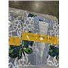 Image 3 : 2 NEW ROBES AND 3 NEW PILLOW PROTECTORS, ASSORTED SIZING FOR ALL