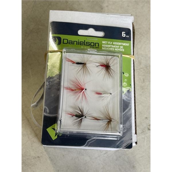 NEW 6 FLY CASES WITH 6 FLIES EACH  QTY: 36 FLIES