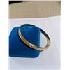 Image 1 : VINTAGE GOLD TONE BANGLE