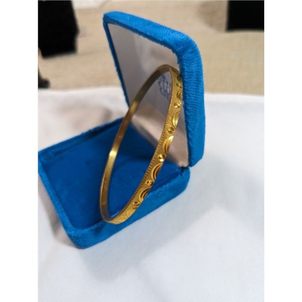 LILY ENGRAVED GOLD TONE BANGLE