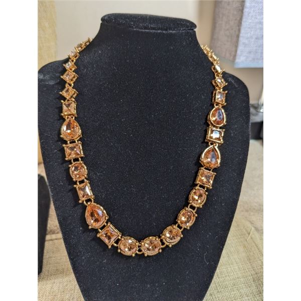 GOLD PLATED W/ GLASS BEADS NECKLACE