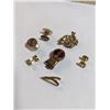 Image 1 : ANTIQUE GOLD TONE AND FILLED JEWELRY