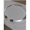 Image 2 : 925 STERLING SILVER CLEAR LUCITE CHOKER NECKLACE
