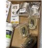 Image 3 : 3 PACKS OF 400 PLASTIC FORKS, 3 CANVAS WEB MILITARY STYLE BELTS, LIQUITEX ACRYLIC MEDIUMS, 5 KNITPRO