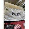 Image 2 : 2 FLATS OF SODA, A FEW CANS MAY BE MISSING - DIET PEPSI AND DIET DR. PEPPER