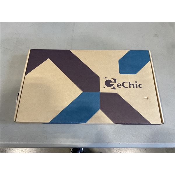 AS NEW GECHIC 1306E 13.3 INCH PORTABLE TFT LCD MONITOR