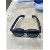 Image 6 : 4 VARIOUS VITURE XR GLASSES AND VITURE XR GLASSES LENS SHADE