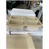 Image 4 : CERAMIC PIZZA TRAY AND 4 LOAF PANS