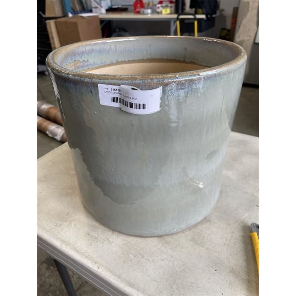 LARGE CERAMIC PLANTER POT