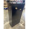 Image 5 : 4 DRAWER FILING CABINET