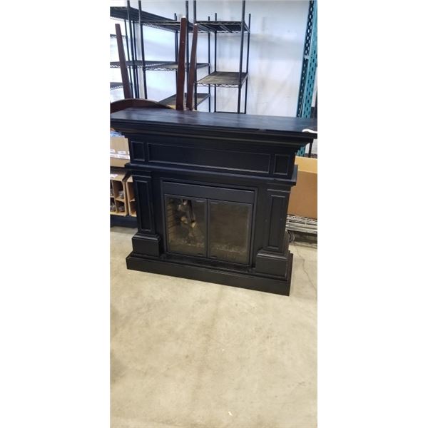 LARGE FIREPLACE MANTLE WITH ELECTRIC FIREPLACE, WORKING