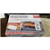 Image 3 : BLACK AND DECKER 4-SLICE AIR FRY TOASTER OVEN - TESTED WORKING, RETAIL $179