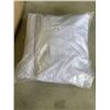 Image 3 : BOX OF NEW WHITE UTOPIA KITCHEN SPANDEX MARKET TABLE COVERS