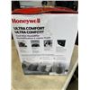 Image 3 : HONEYWELL ULTRASONIC COOL MIST HUMIDIFIER - TESTED WORKING, RETAIL $79