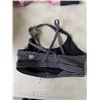 Image 3 : TRAY OF LADIES LULULEMON CLOTHING