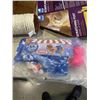 Image 4 : BATHROOM RACK, CAT TOYS AND SCRATCHER ETC