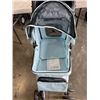 Image 2 : 4 WHEEL PET STROLLER