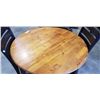 Image 3 : ROUND DINETTE TABLE AND 2 CHAIRS