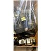 Image 3 : BOX OF VINTAGE FILM CAMERAS