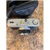Image 5 : BOX OF VINTAGE FILM CAMERAS, SOME DIGITAL