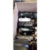 Image 4 : BOX OF VINTAGE FILM CAMERAS