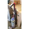 Image 3 : DEF - DYSON BALL ANIMAL 3 BAGLESS UPRIGHT VACUUM