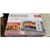 Image 3 : BLACK AND DECKER 4-SLICE AIR FRY TOASTER OVEN - TESTED WORKING, RETAIL $179