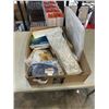 Image 1 : LOT OF ASSORTED KITCHEN ITEMS INCLUDING AIRTIGHT FOOD STORAGE CONTAINER, SOOTHING WHEAT BAG, OVEN MI