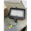 Image 3 : 4 NEW KADISION LED FLOOD LIGHTS