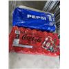 Image 1 : 2 FLATS OF SODA, A FEW CANS MAY BE MISSING - PEPSI AND COCA-COLA