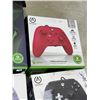 Image 5 : 4 XBOX CONTROLLERS