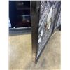 Image 9 : PAIR OF ORIENTAL CABINETS INLAID WITH MOTHER OF PEARL