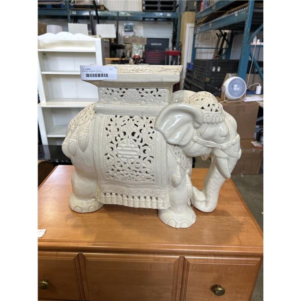 ELEPHANT PLANTER / STOOL