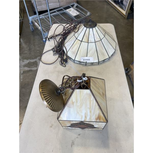 2 VINTAGE HANGING LIGHT FIXTURES