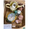 Image 1 : TRAY OF GARDEN DECOR AND VINTAGE KITCHEN ITEMS INCLUDING BAKEWARE