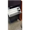 Image 2 : 3 DRAWER SHOE CABINET